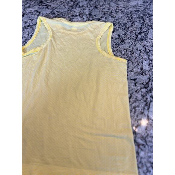 Oiselle women’s top size M yellow and white - Picture 11 of 12